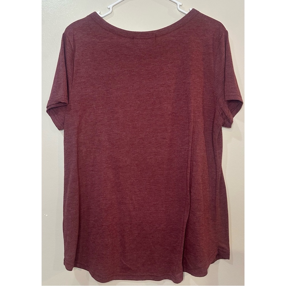 Southern Grace‎ Women’s “Boots, Lace, & Grace” Burgundy Tee Size XL - Picture 5 of 5